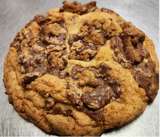 Reese's Chocolate Chip Cookie